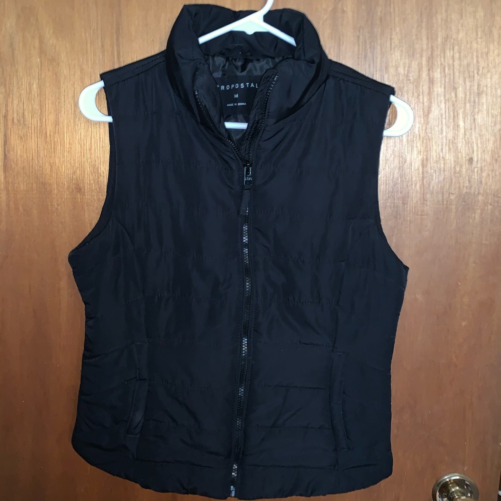 Aeropostale vest